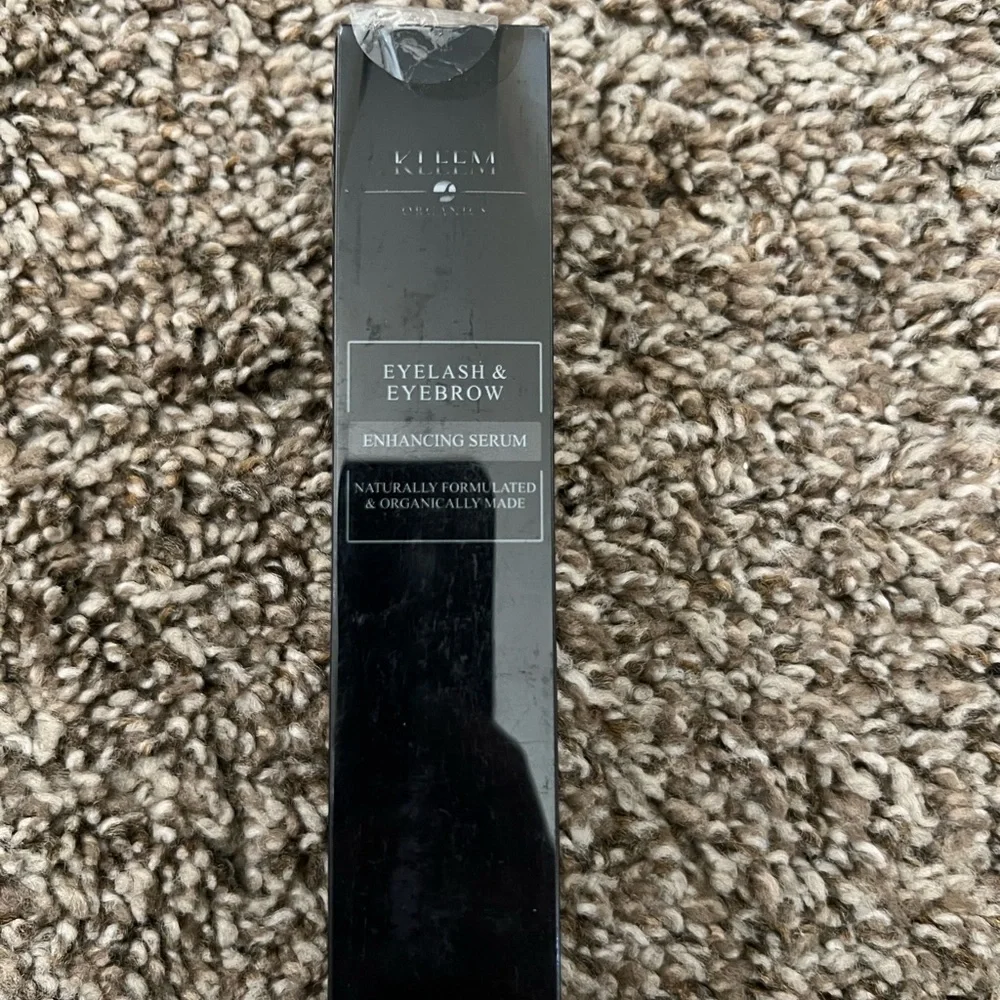 🆕EYE BROW AND EYE LASH SERUM